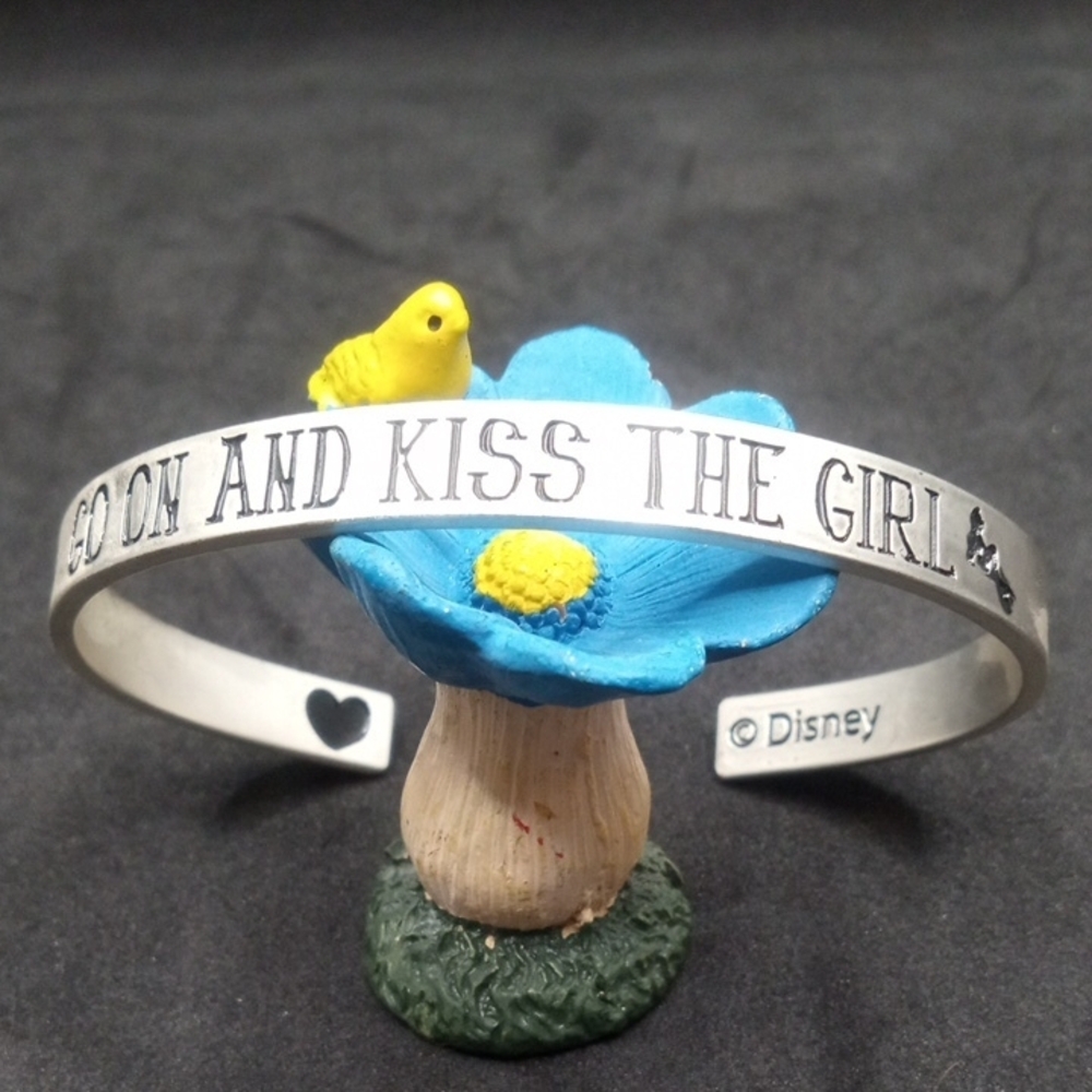 Disney Silver Tone Bracelet "Go On And Kiss The Girl" mermaid & heart  adjusts